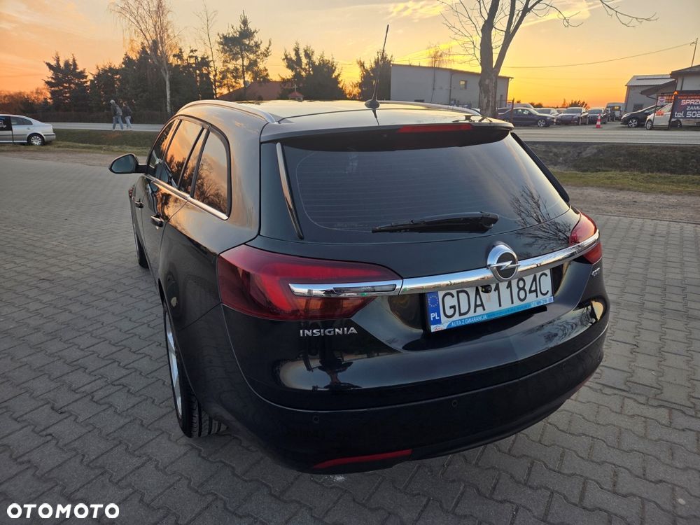 Opel Insignia 2.0 CDTI Cosmo S&S - 11