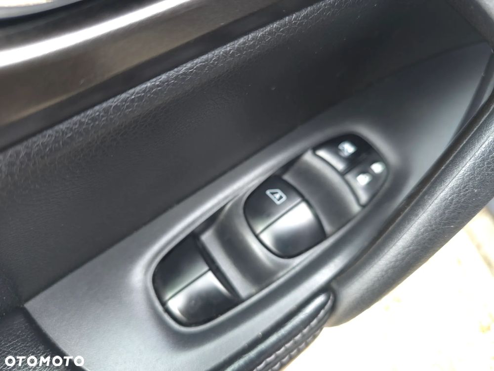 Nissan X-Trail - 19