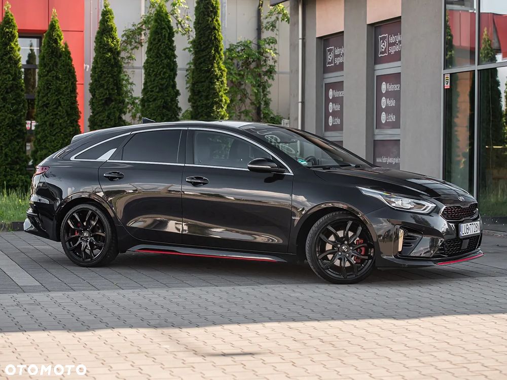 Kia ProCeed 1.6 T-GDI GT - 10
