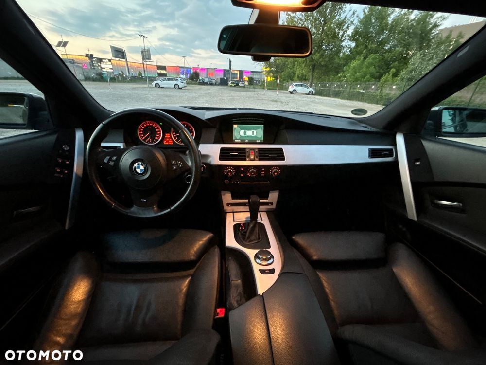 BMW Seria 5 - 25