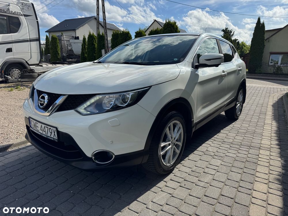 Nissan Qashqai 1.2 DIG-T 360 - 1