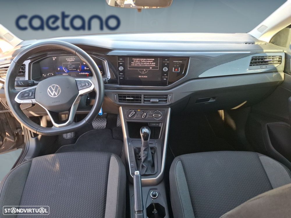 VW Polo 1.0 TSI Urban DSG - 12