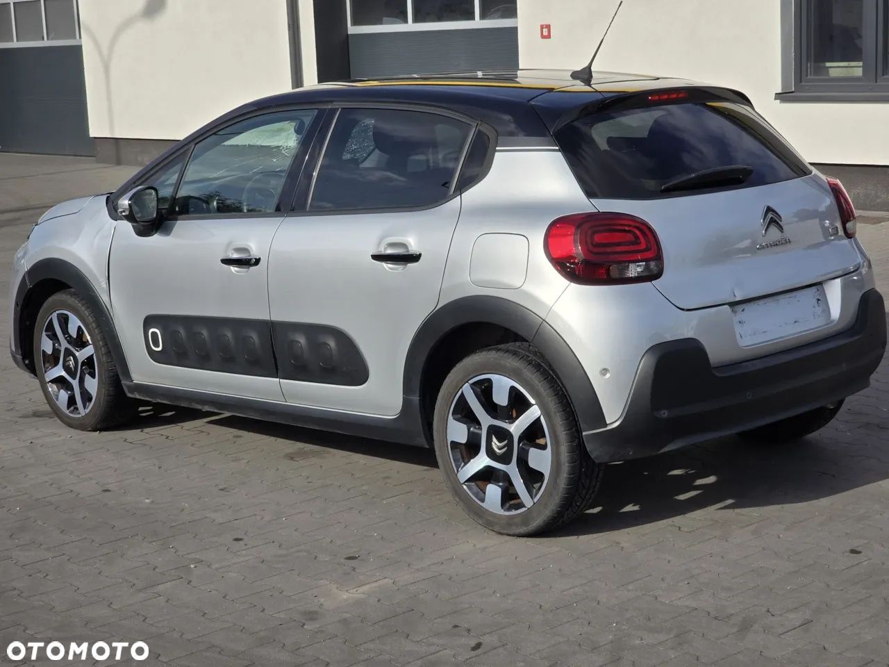 Citroën C3 1.2 PureTech Shine S&S EAT6 - 1