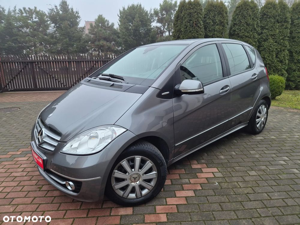 Mercedes-Benz Klasa A 150 BlueEFFICIENCY Elegance - 2