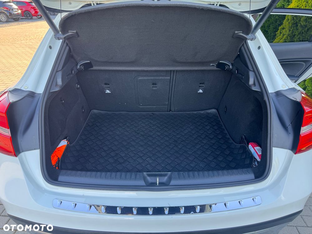 Mercedes-Benz GLA 220 d 7G-DCT Activity Edition - 20