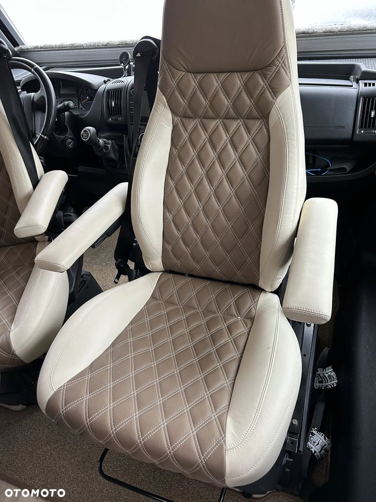 PILOTE G650 - 16