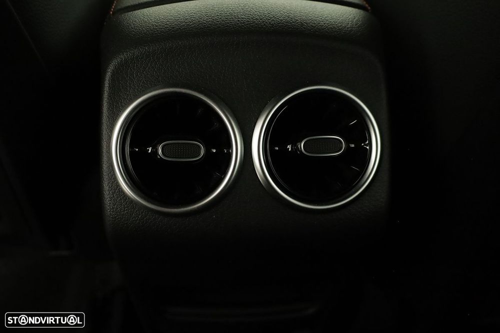 Mercedes-Benz EQB 300 4Matic AMG Line - 25