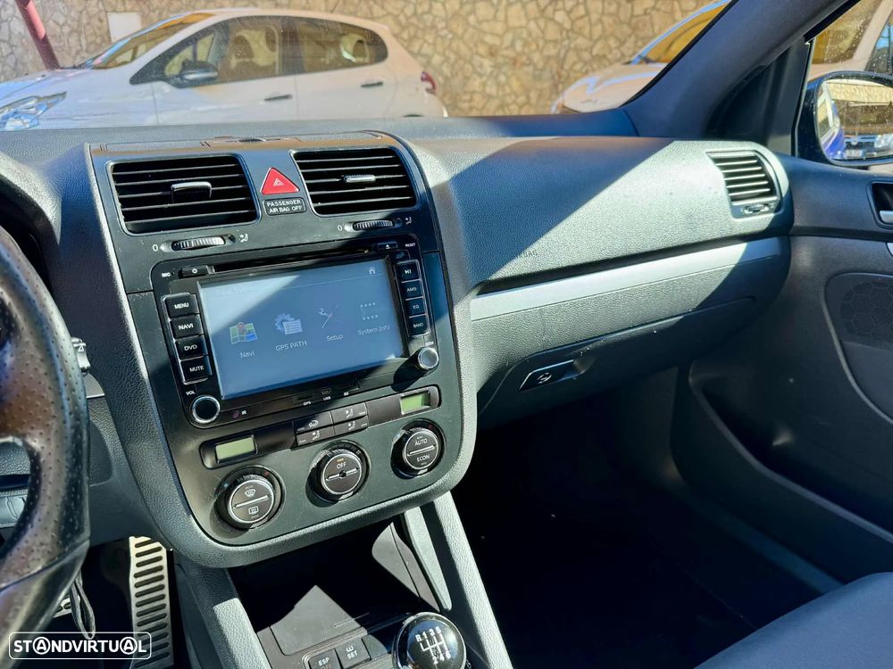 VW Golf 2.0 GTi - 12