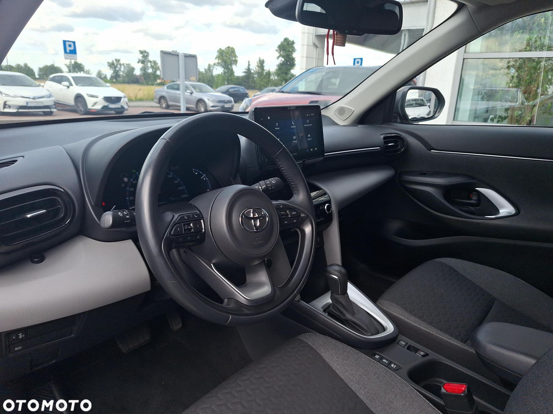 Toyota Yaris Cross Hybrid 1.5 Comfort - 11