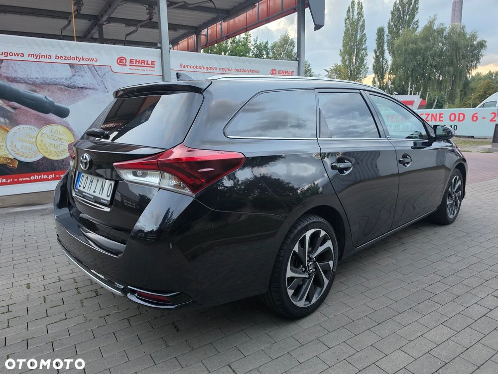 Toyota Auris - 8