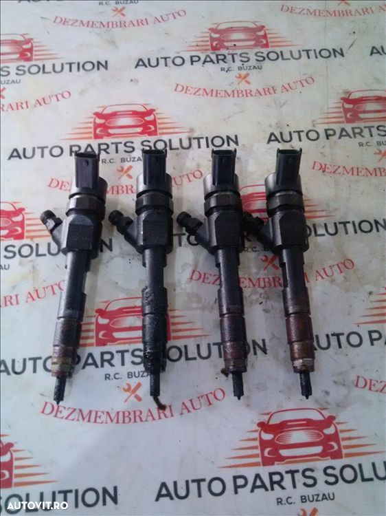 injectoare suzuki grand vitara 1.9d an fabr. 2008 - 1