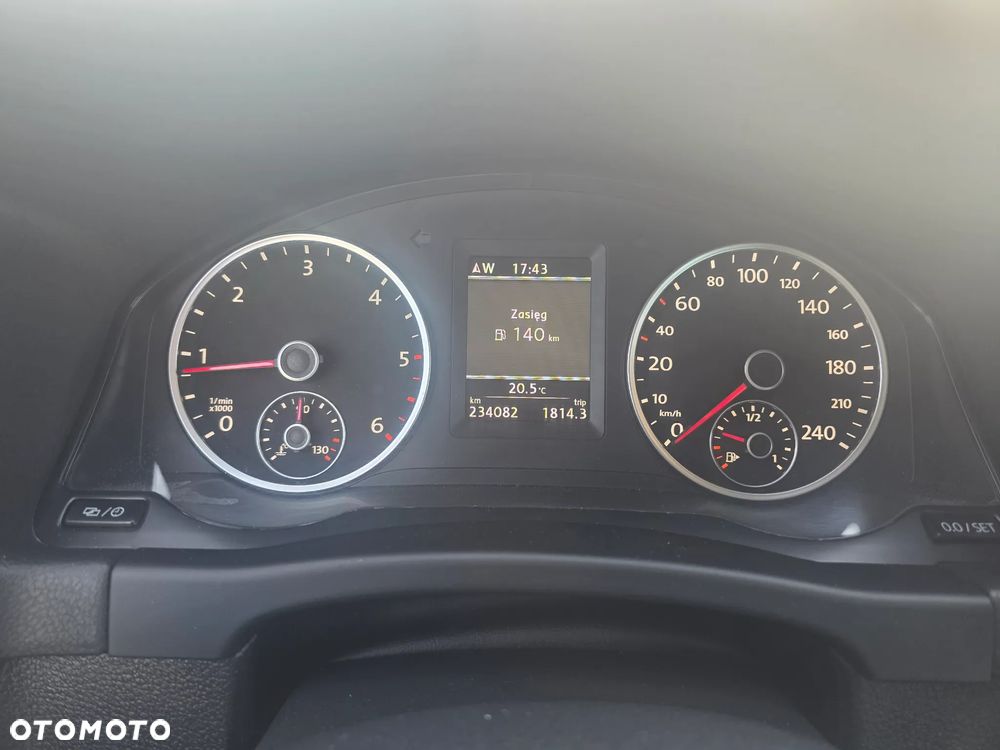 Volkswagen Tiguan 2.0 TDI DPF 4Motion BlueMotion Technology Exclusive - 13