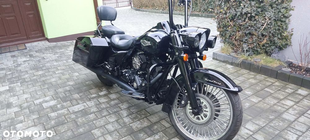Harley-Davidson Touring Road King - 13