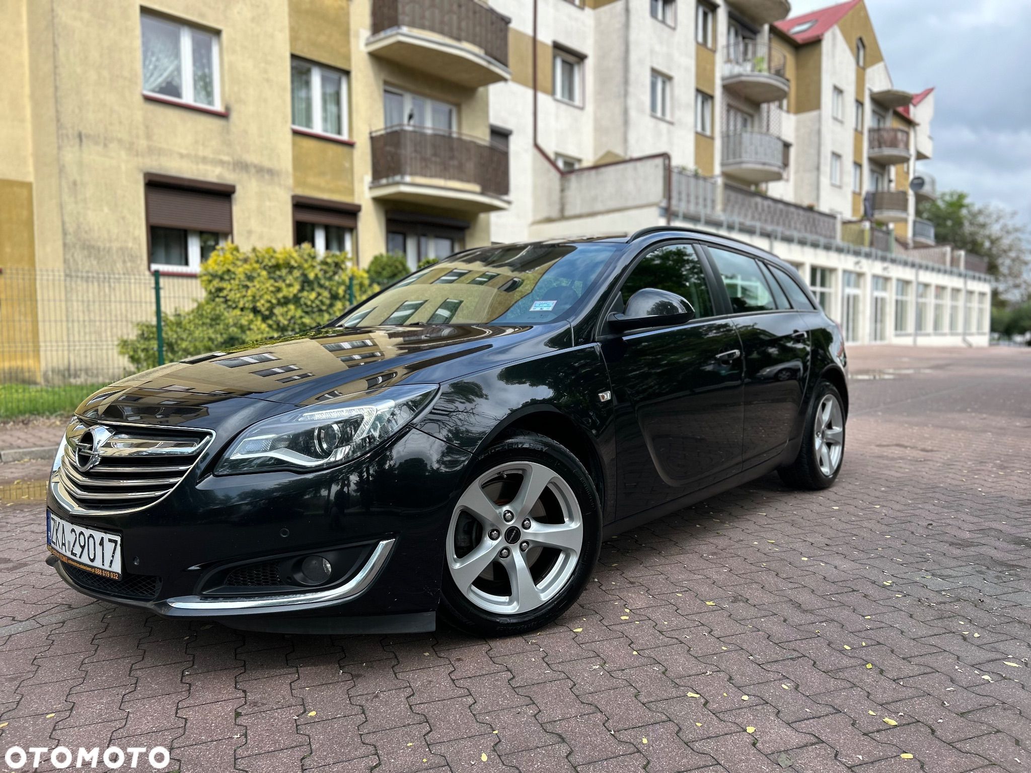 Opel Insignia 2.0 CDTI Sports Tourer ecoFLEXStart/Stop Business Edition - 1