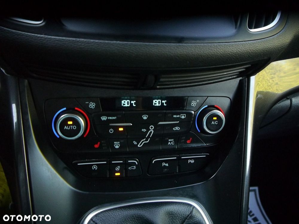 Ford C-MAX 2.0 TDCi Start-Stop-System Titanium - 25