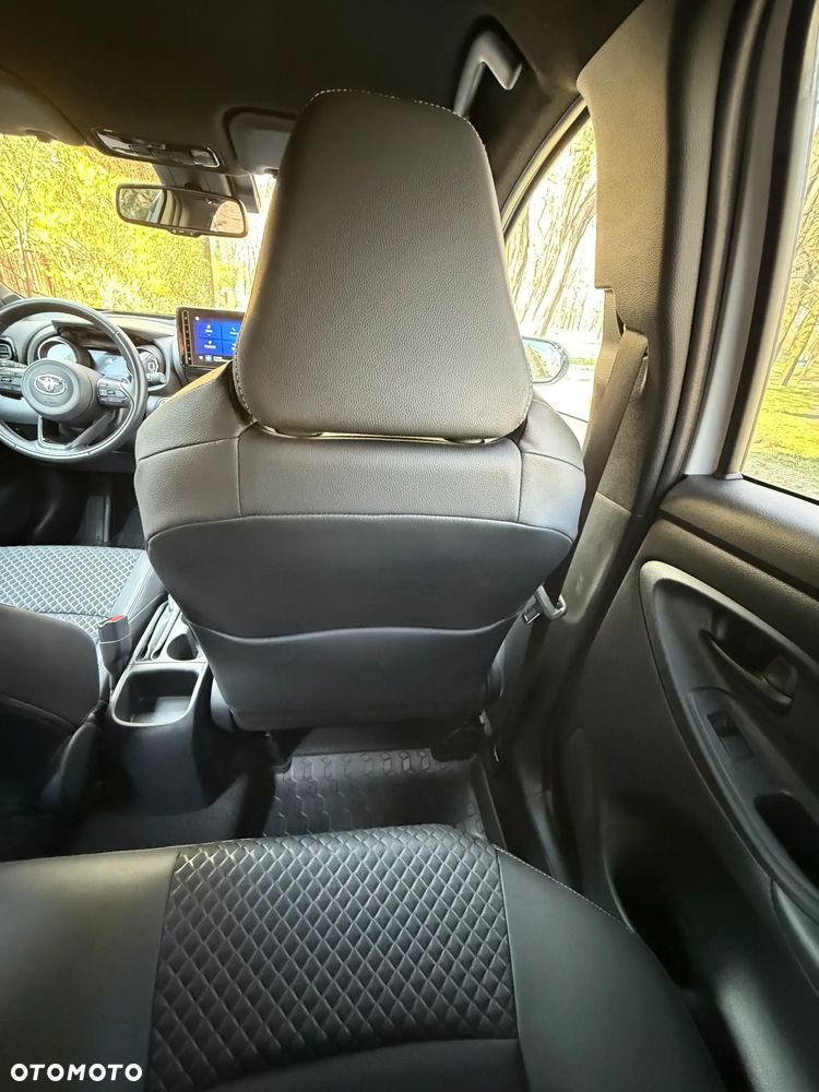 Toyota Yaris 1.5 Style CVT - 25