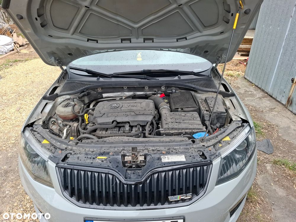 Skoda Octavia 2.0 TSI RS DSG - 5