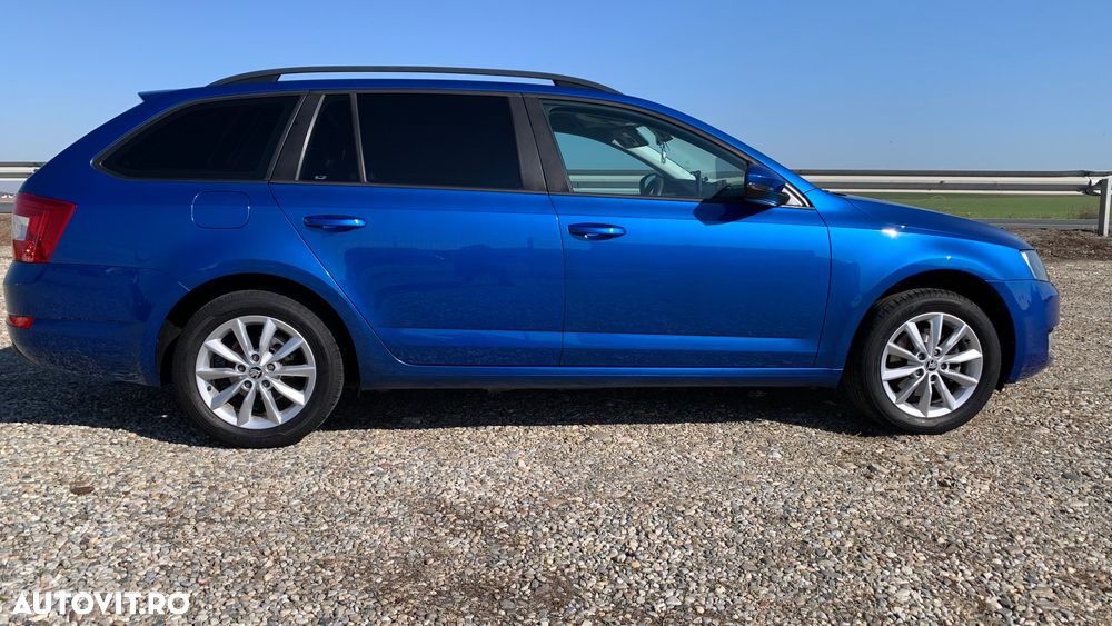 Skoda Octavia Combi 1.2 TSI SPORT EDITION - 9