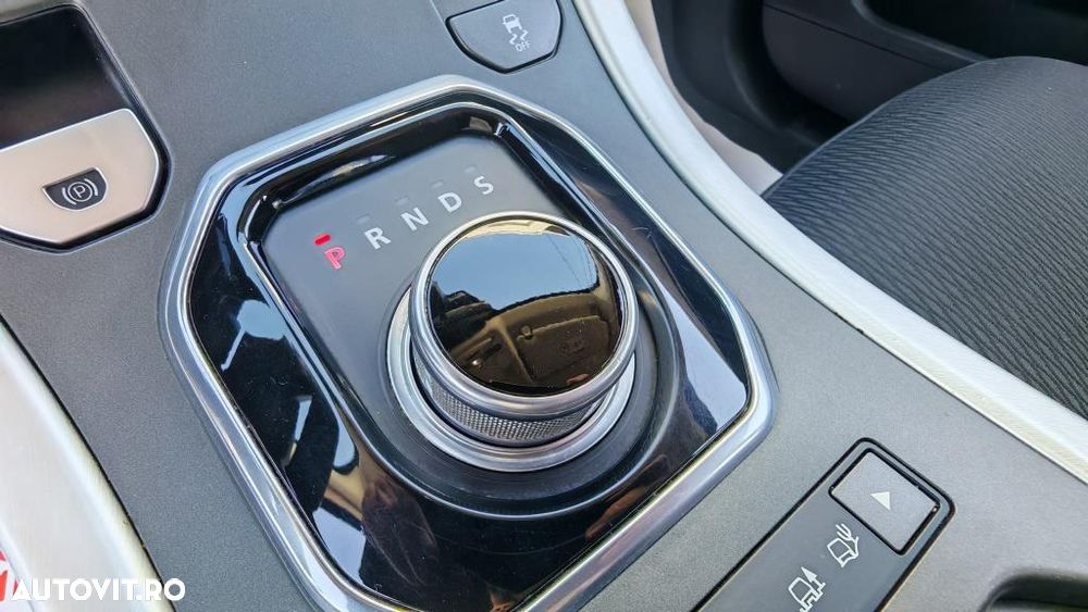 Land Rover Range Rover Evoque 2.0 D150 HSE - 11