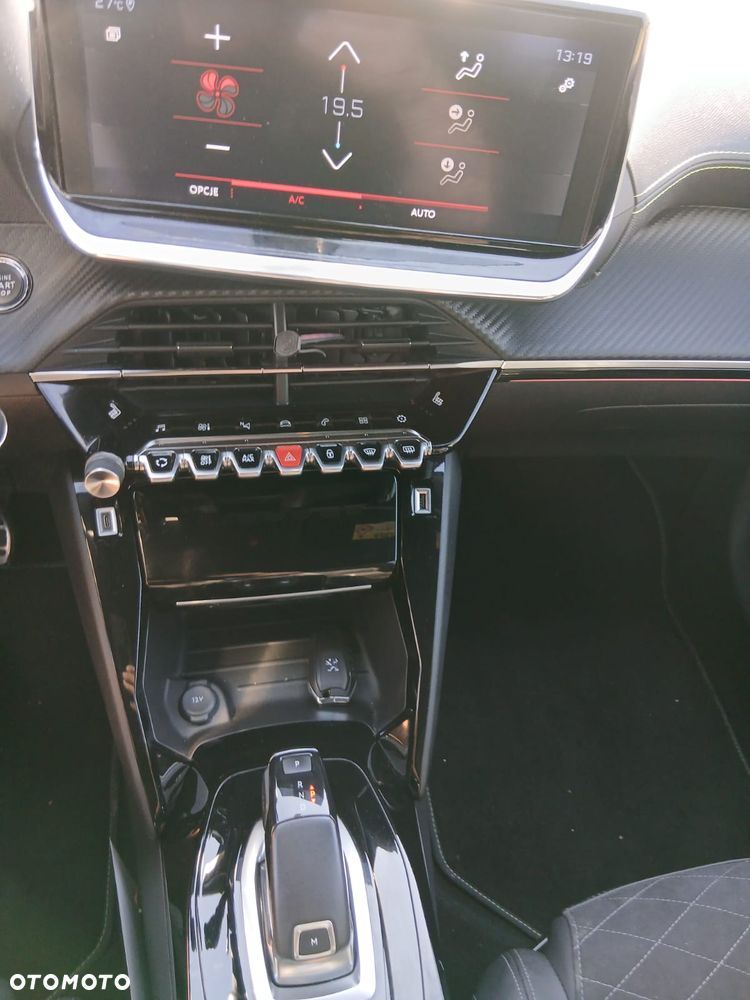 Peugeot 2008 - 22