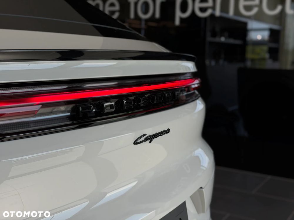 Porsche Cayenne E-Hybrid PHEV Black Edition - 14