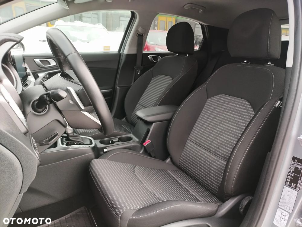 Kia XCeed 1.5 T-GDI M DCT - 16