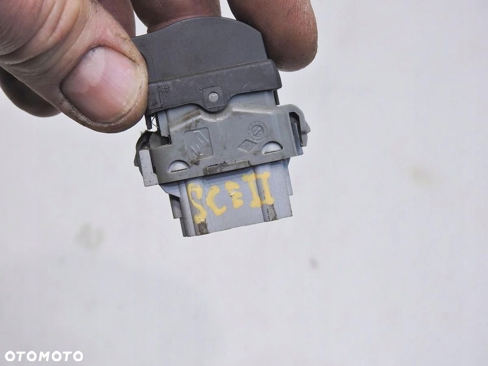 PRZYCISK SZYBY PRAWY PRZÓD RENAULT SCENIC II - 2