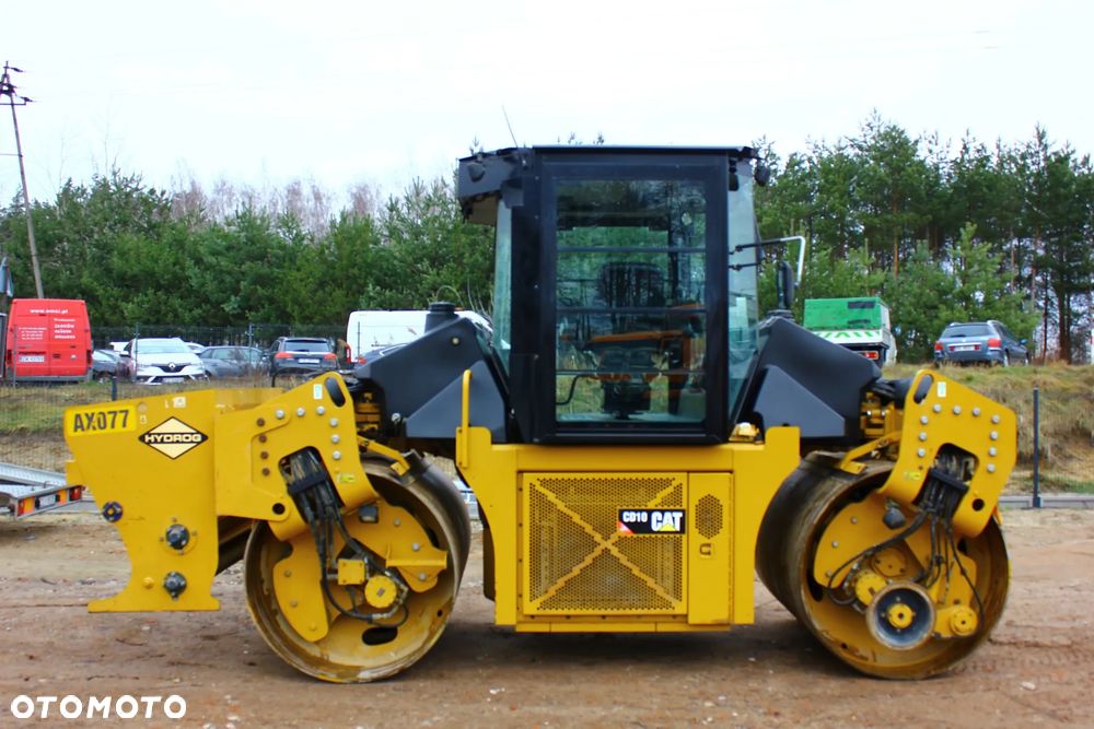 Caterpillar CAT CD10 WALEC STALOWY WIBRACYJNY Z DZIELONYMI BĘBNAMI +KOSZ HYDROG AX077 - 3