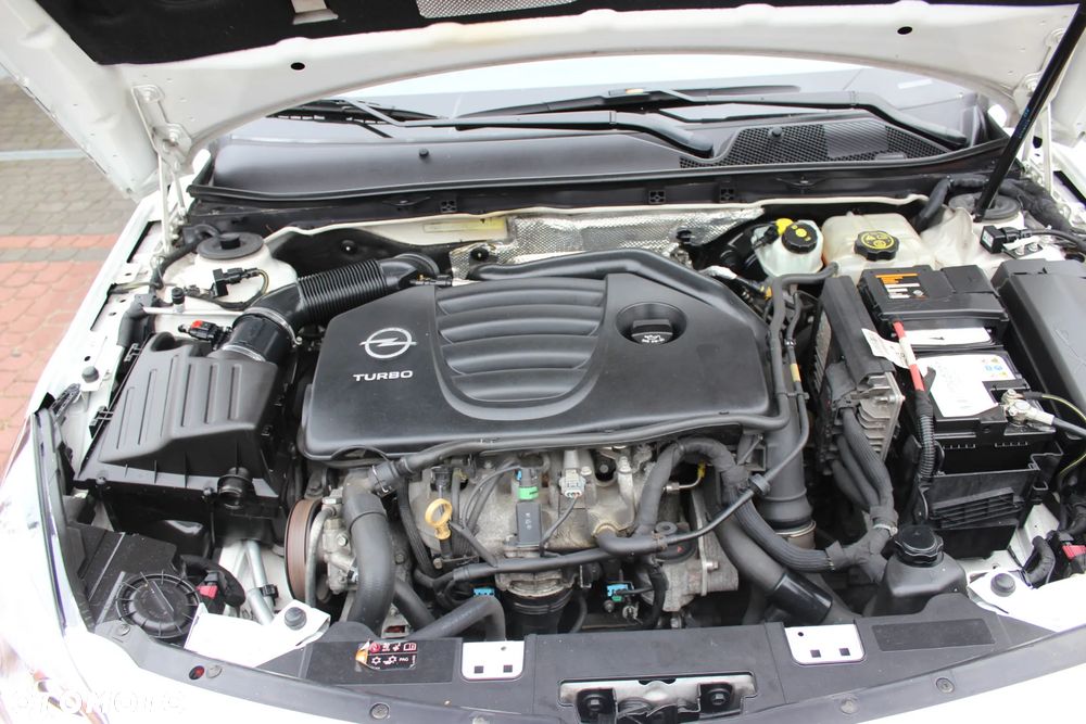 Opel Insignia 2.0 Turbo Sports Tourer - 34