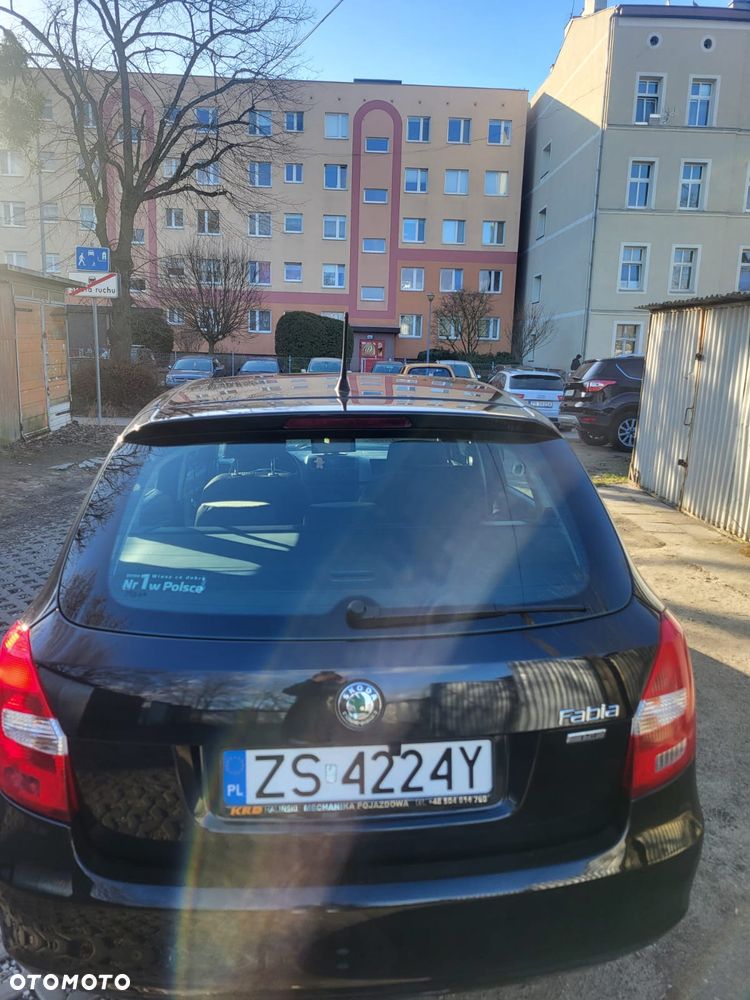 Skoda Fabia 1.2 TSI Active - 3