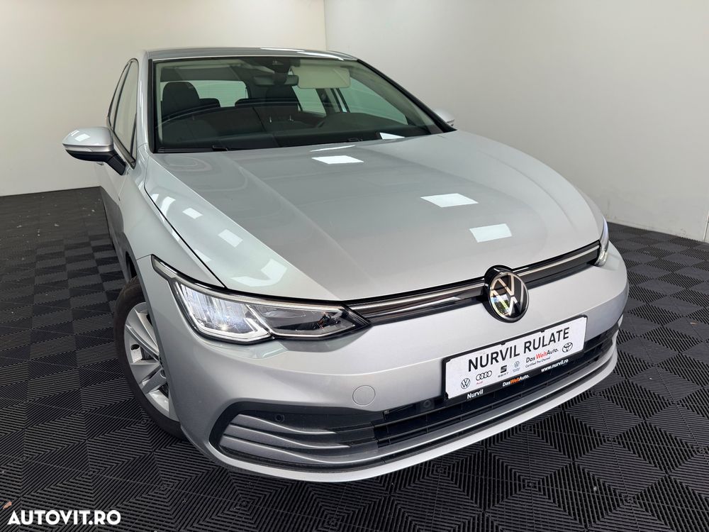 Volkswagen Golf 1.0 eTSI DSG MHEV Life - 35