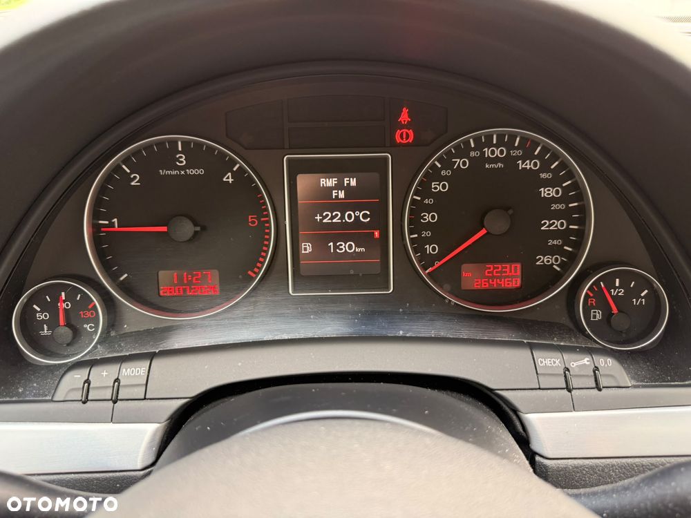 Audi A4 Avant 2.0 TDI - 20