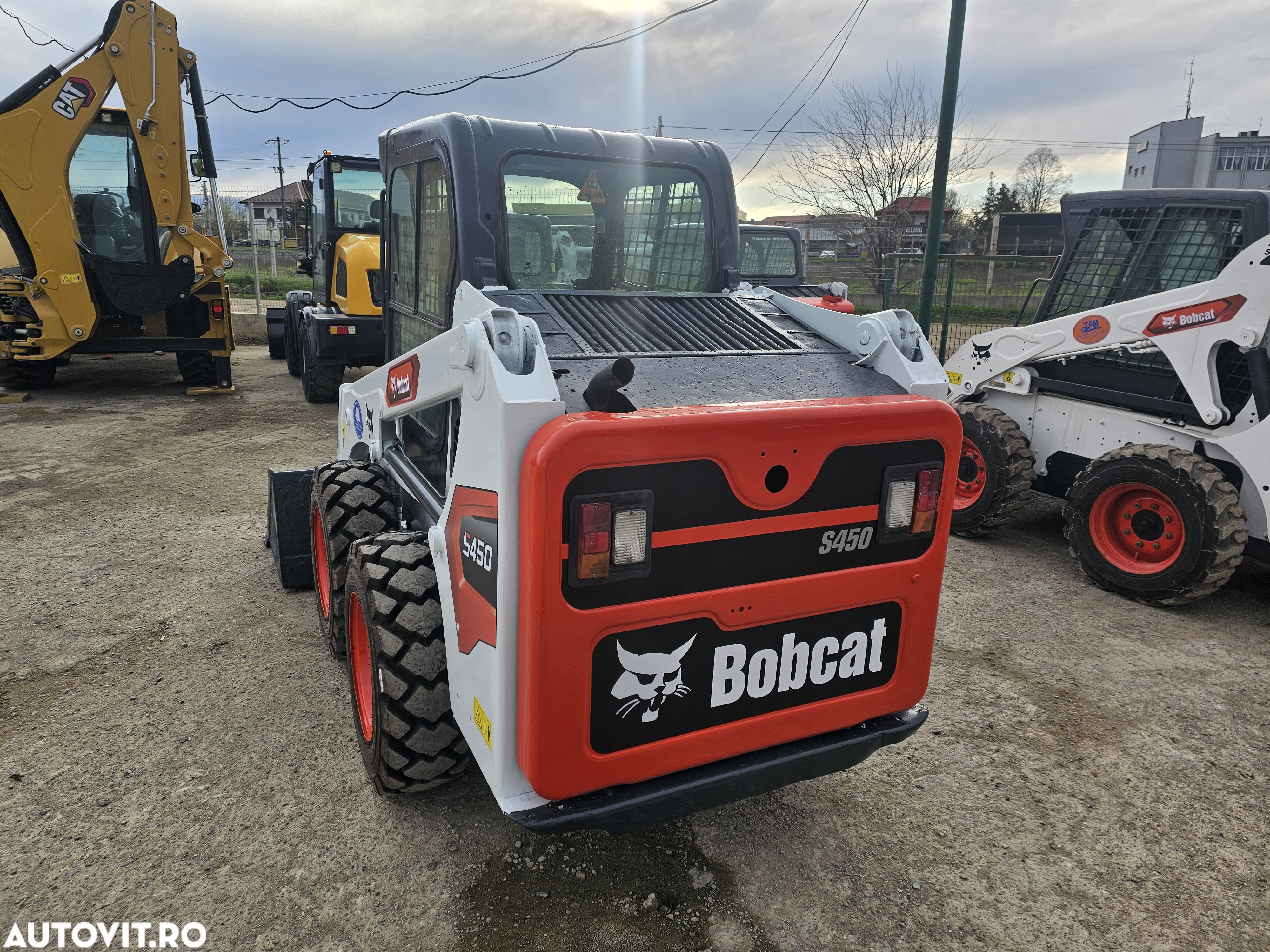 Bobcat S450 miniincarcator bobcat mini incarcstor skid steer excavator - 3