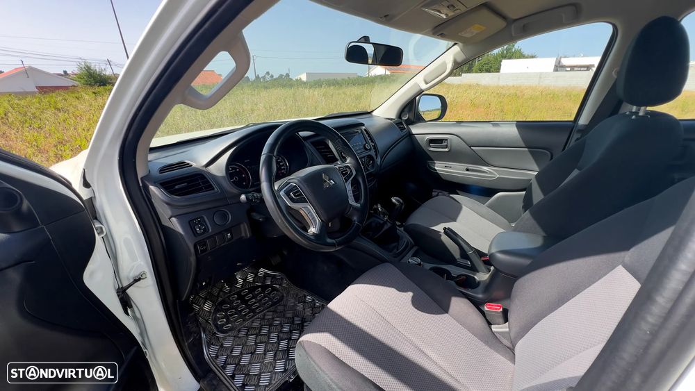 Mitsubishi L200 2.3 DI-D Space Cab Invite 4WD - 7