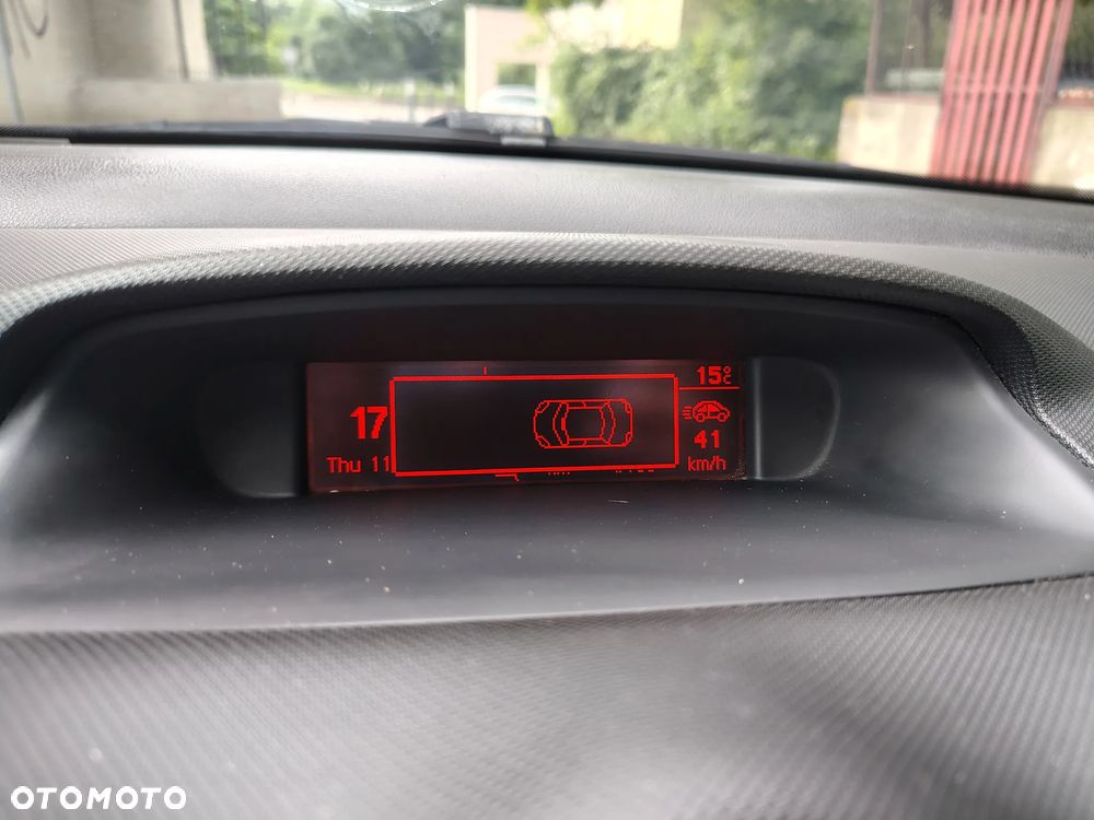 Peugeot 308 1.6 HDi Premium Plus - 11