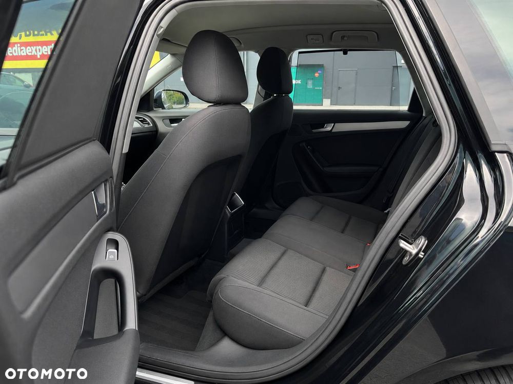 Audi A4 Avant - 16