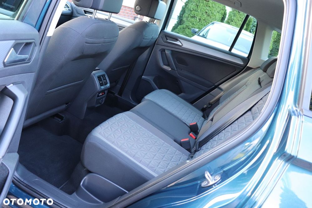 Volkswagen Tiguan 2.0 TDI SCR 4Mot Life DSG - 24