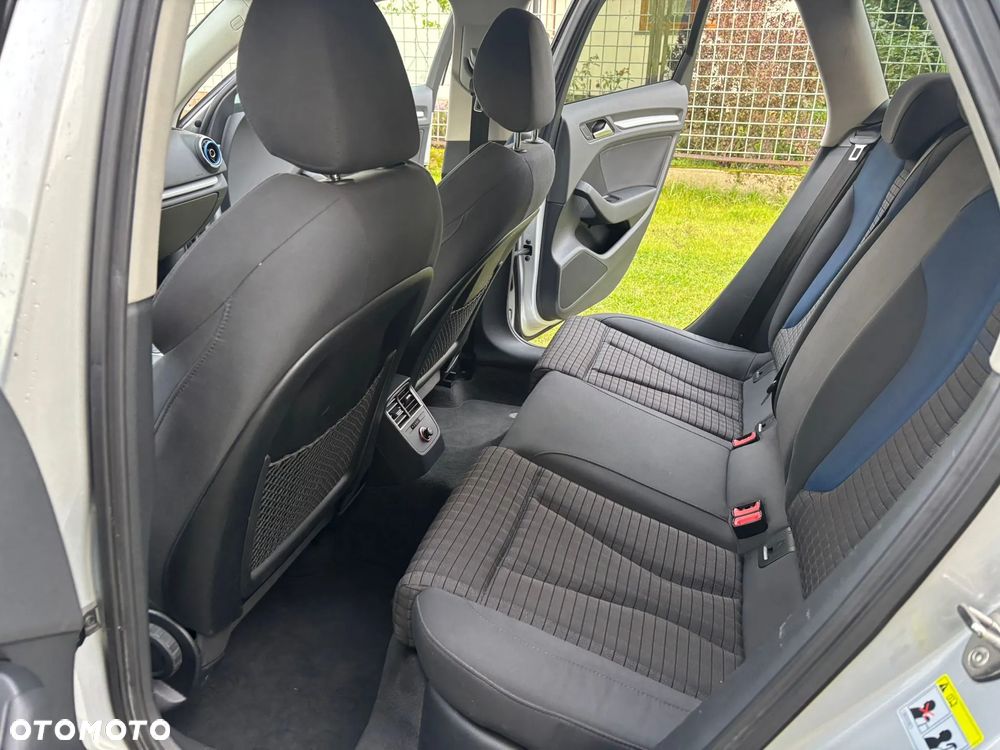 Audi A3 Sportback 2.0 TDI Ambition - 13