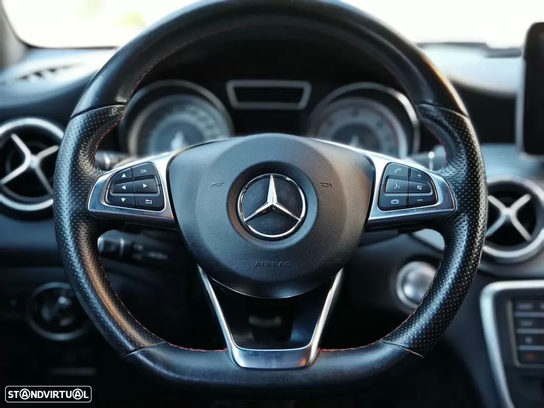 Mercedes-Benz CLA 220 CDi AMG Line Aut.111g - 15
