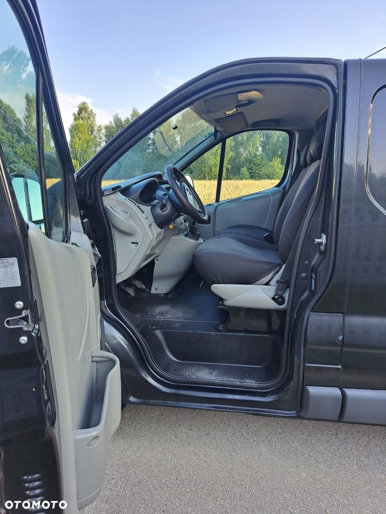 Opel Vivaro - 13