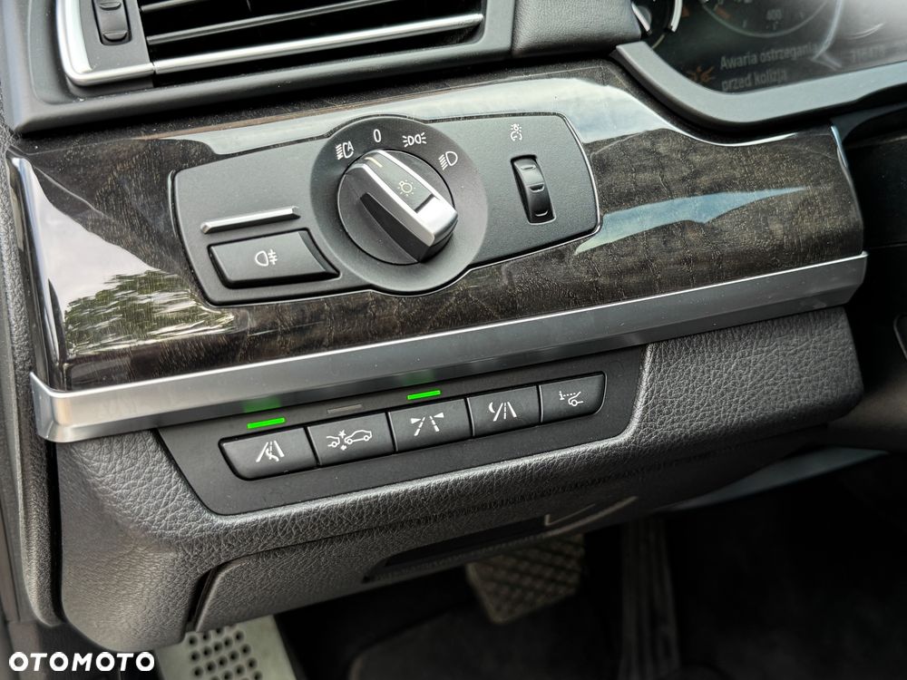 BMW Seria 7 - 13