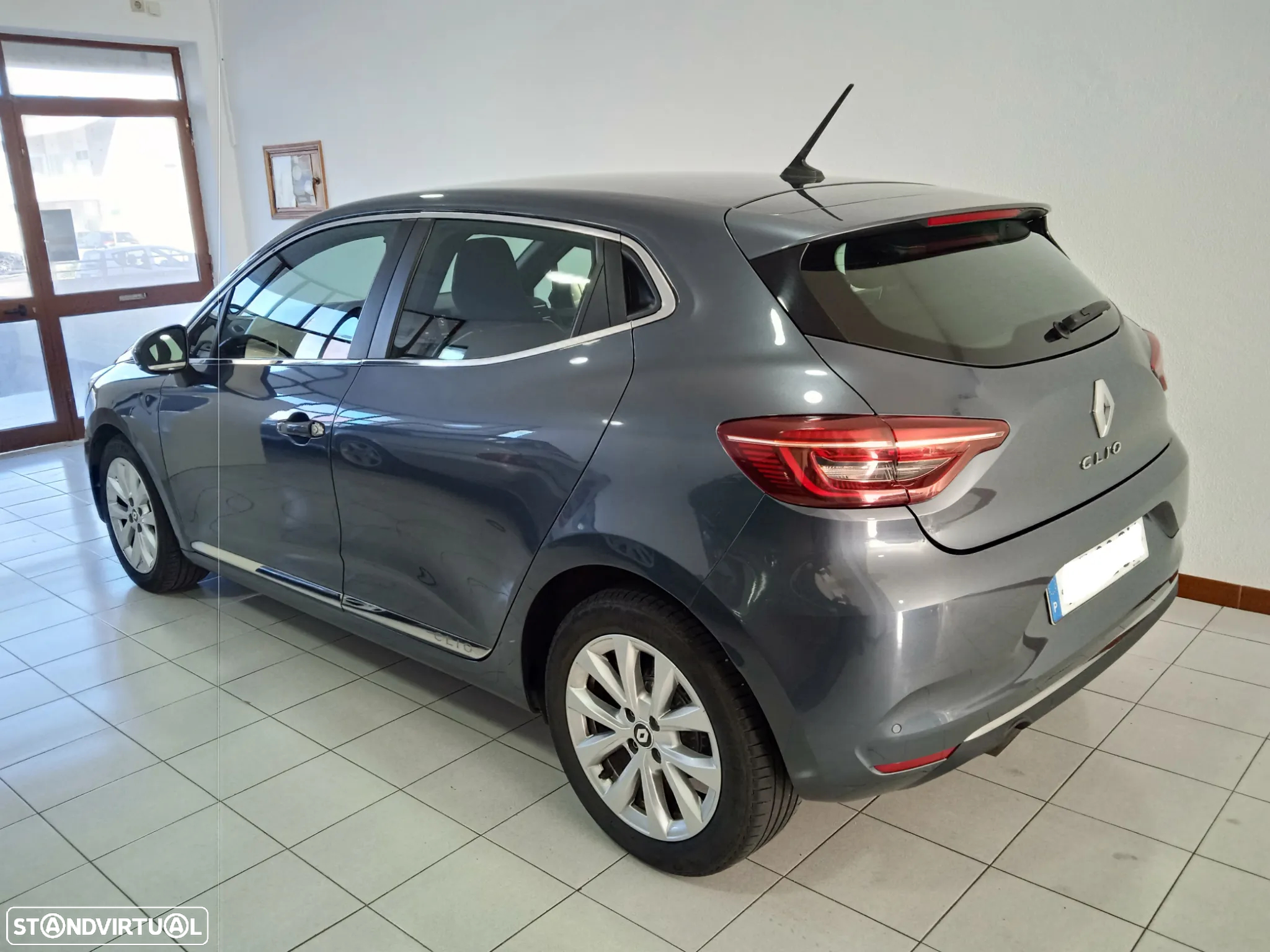Renault Clio 1.0 TCe Intens - 2