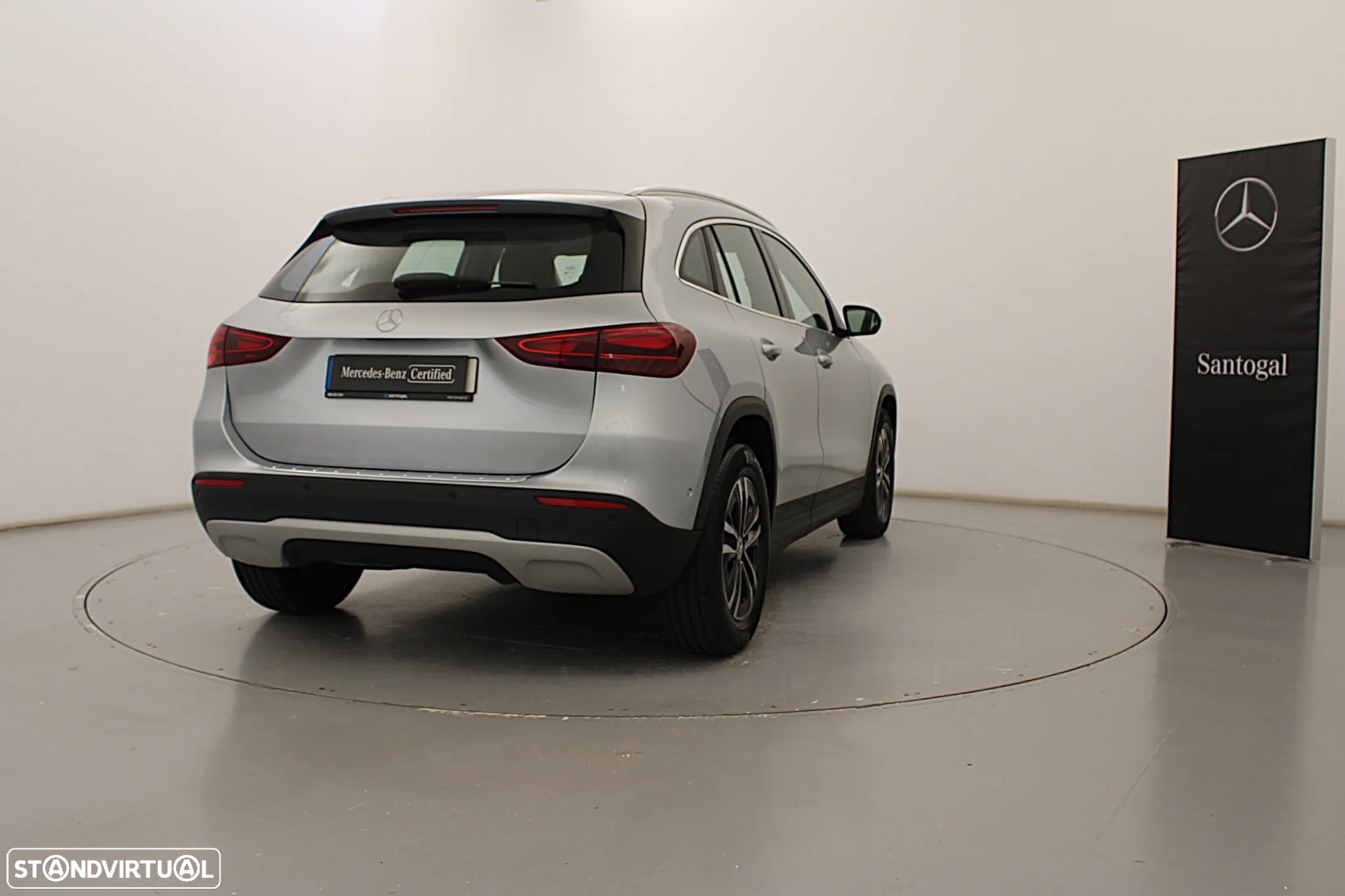 Mercedes-Benz GLA 200 Standard - 7