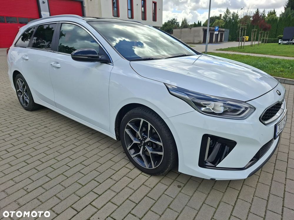 Kia Ceed 1.4 T-GDI DCT OPF GT Line - 14