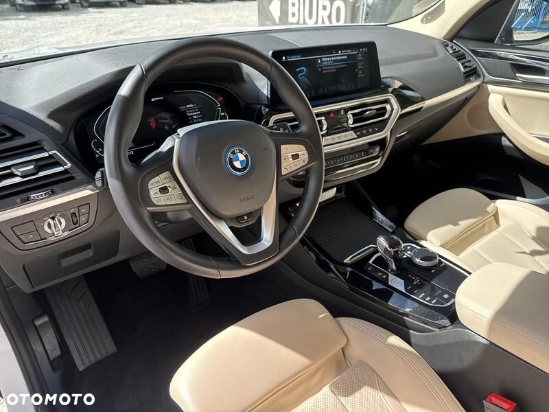 BMW X3 xDrive30e - 10