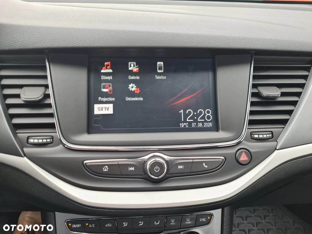 Opel Astra 1.4 T Dynamic S&S - 14