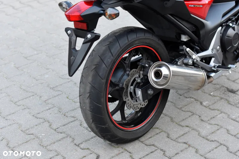 Honda NC - 13