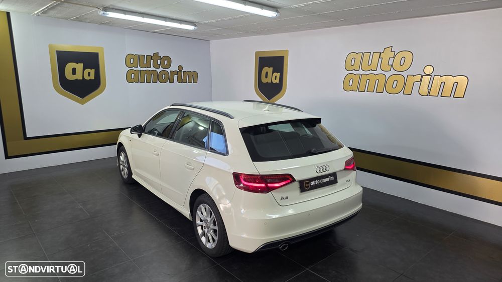 Audi A3 Sportback 1.6 TDI S-line - 18