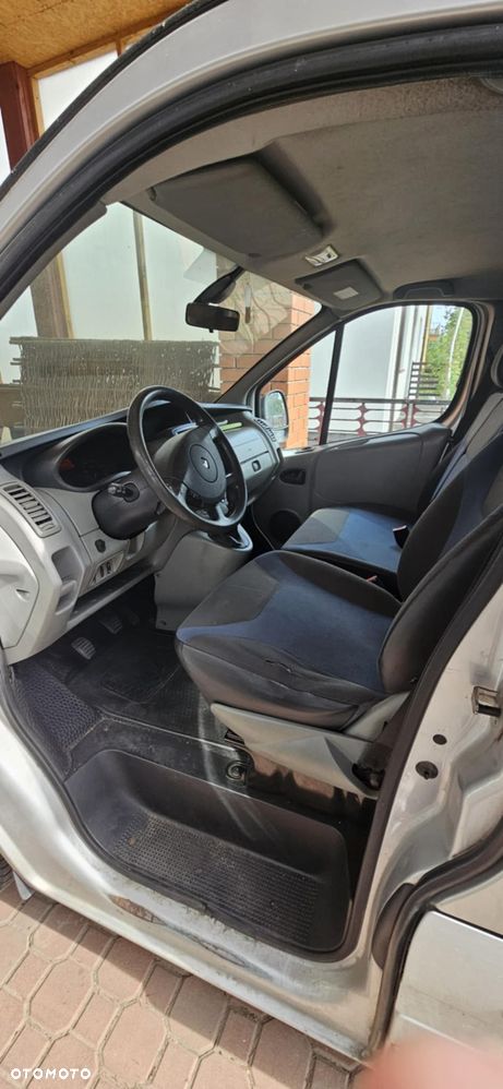 Renault TRAFIC - 6