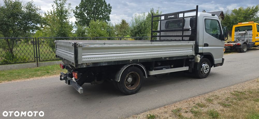 Mitsubishi Fuso - 3